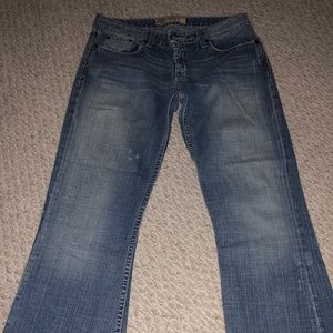 Buckle jeans